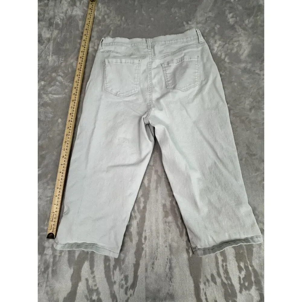 Gloria Vanderbilt Jeans,‎ Women's Size 10P Petite, Grey Tan, Amanda, Capri